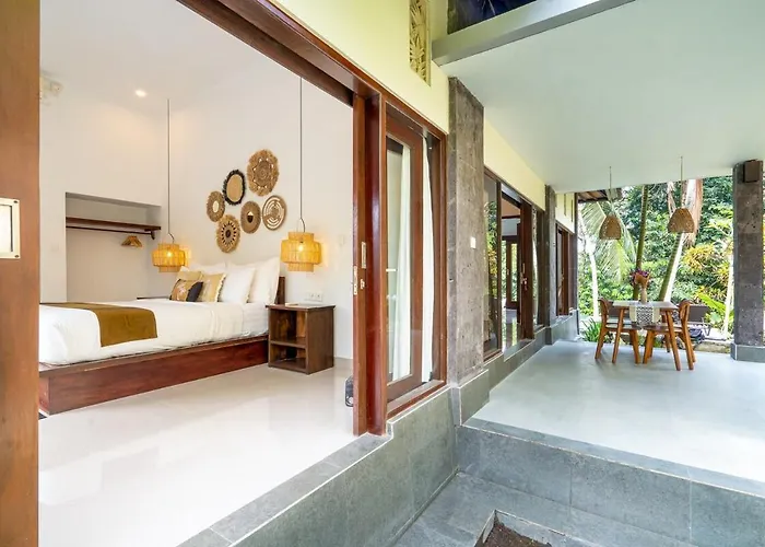 Dena's Place