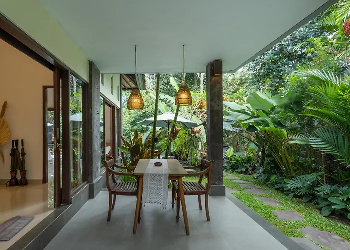 Dena's Place Villa